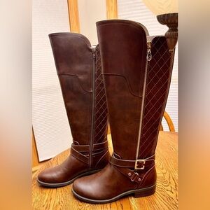 Hayden by Guess GBG Size 6.5 Tall Boots New Equestrian Brown Horse Quiet Luxury